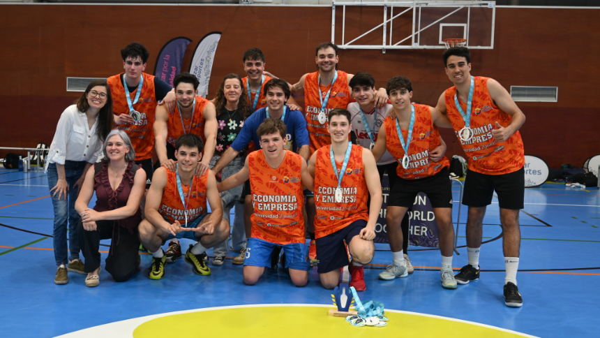 Economía y Empresa se proclama campeona de baloncesto masculino con autoridad